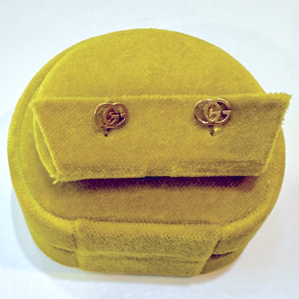 Gucci 18K Yellow Gold Running G Stud Earrings